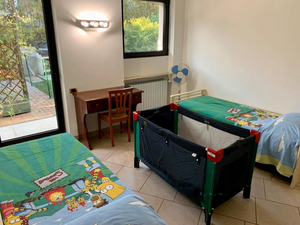 L'Angolo Verde Apartment モンカリエーリ エクステリア 写真